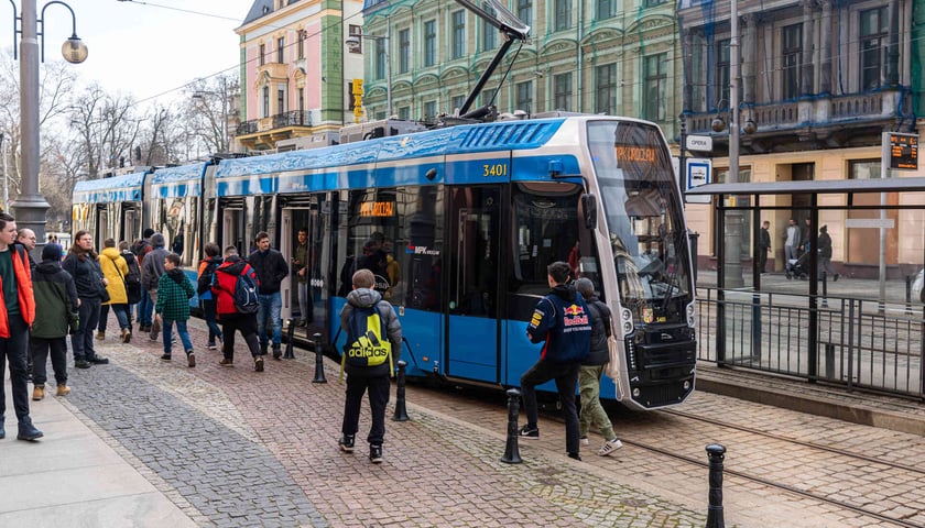 Powiększ obraz: Pesa 146N